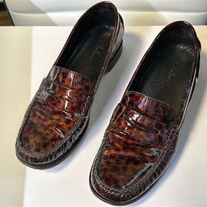 Cole Haan patent tortoise loafer size 8.5